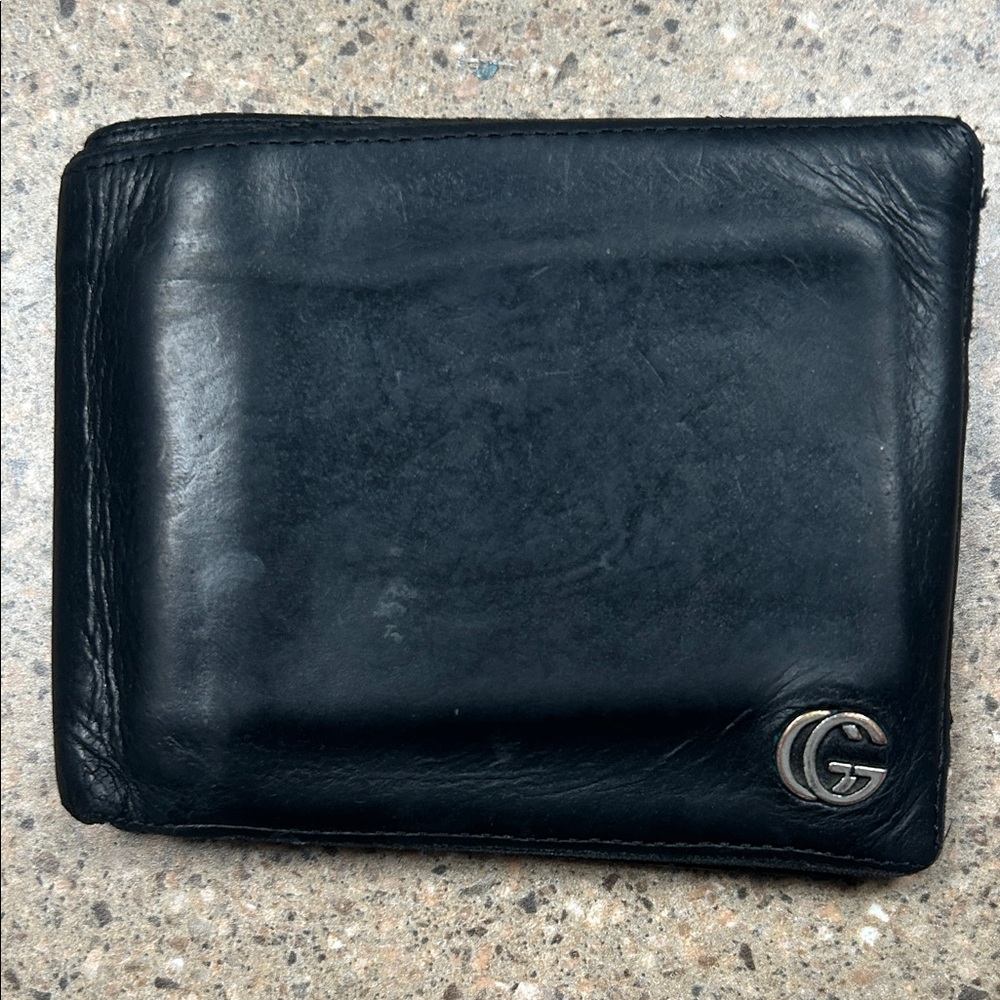 Black Leather Gucci Marmont wallet